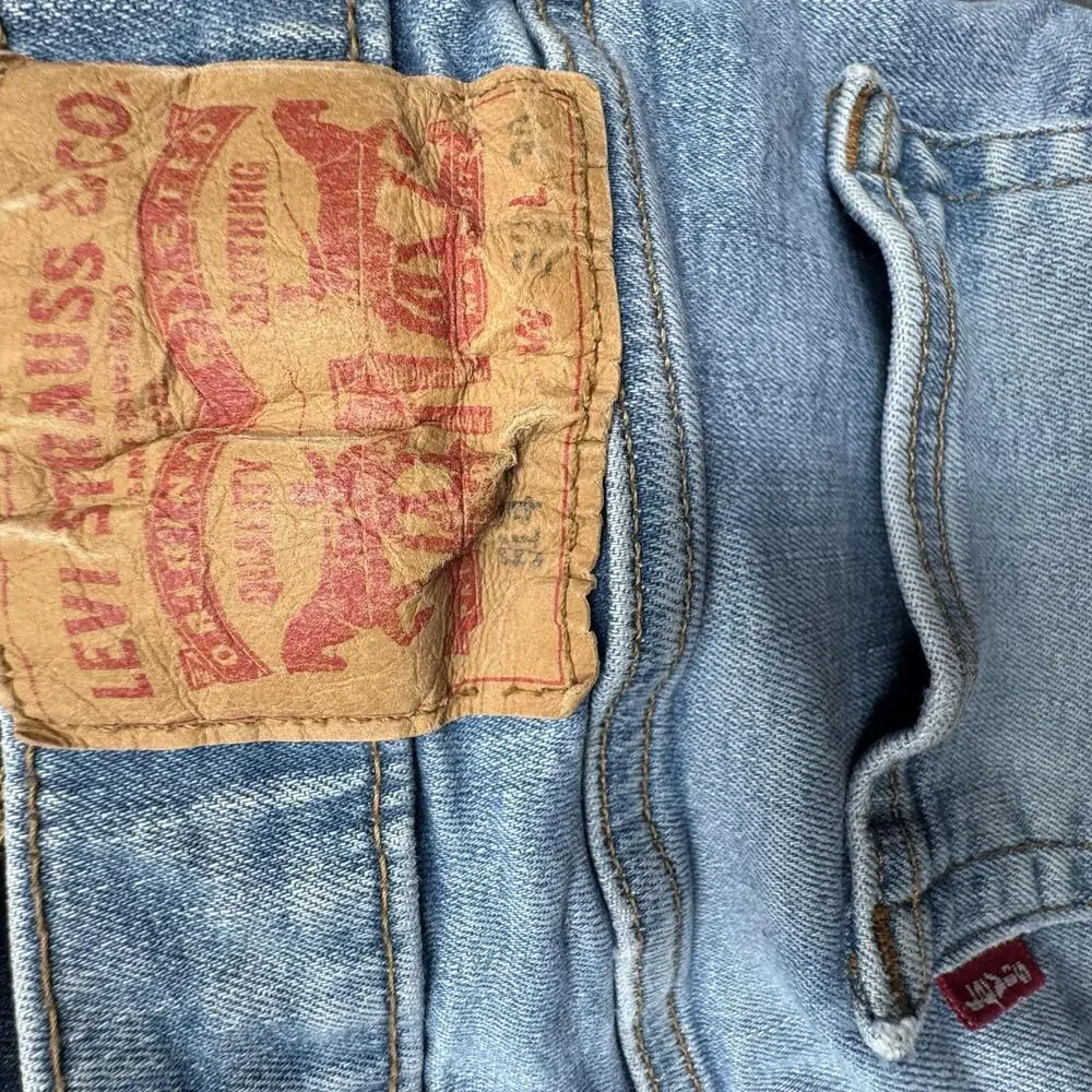 Levi's 514 Jeans Mens 32x30 Blue Ripped Distressed Straight Leg Denim Pants